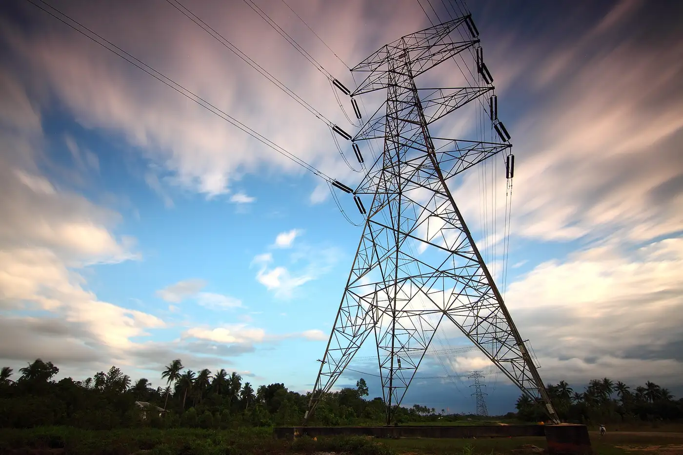 Compliance benchmarking of Tunisia's state-owned gas and electricity company