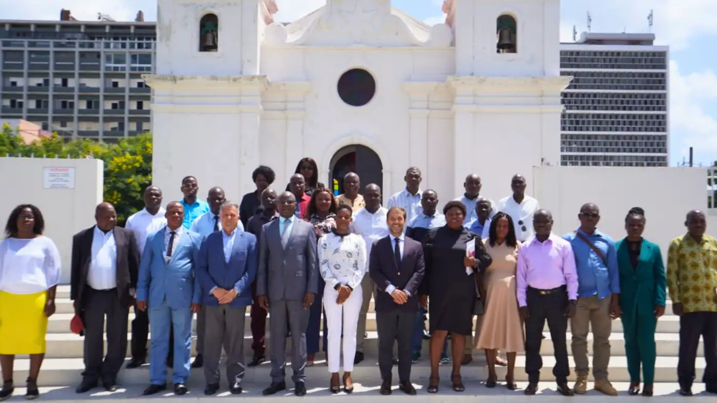 Building integrity from the ground up in Mozambique: training programme