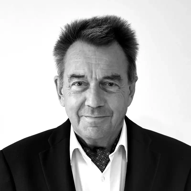 Portrait of Dr Peter Maurer