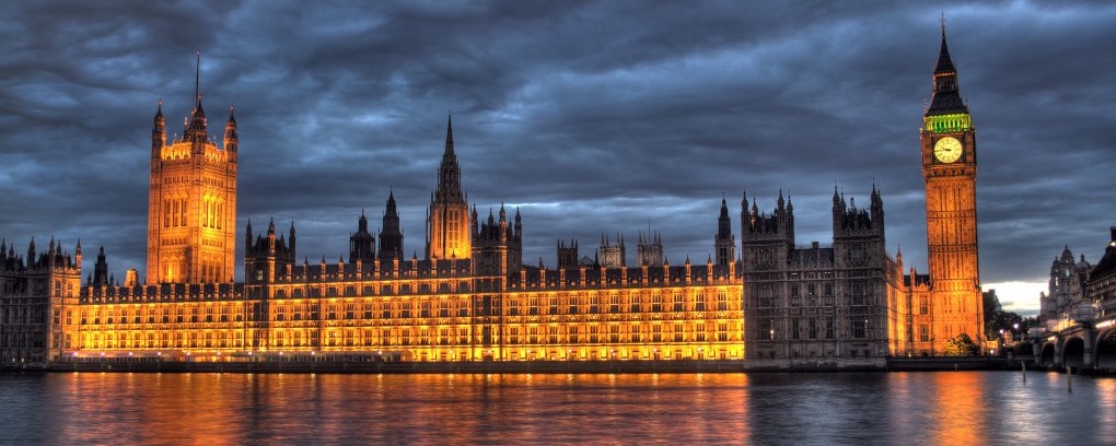 UK Houses of Parliament at night