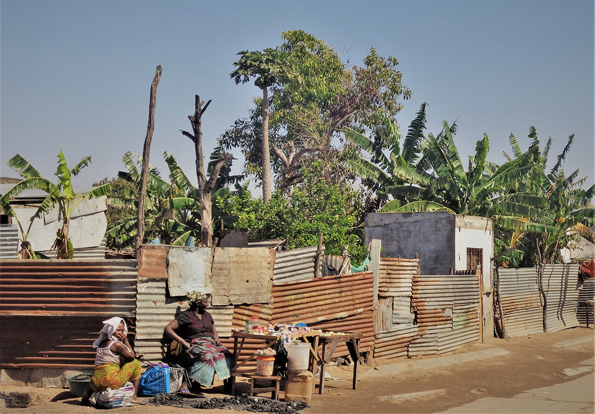 Two street vendors in Maputo, Mozambique. 2017. Photo by Farah Nabil on Unsplash