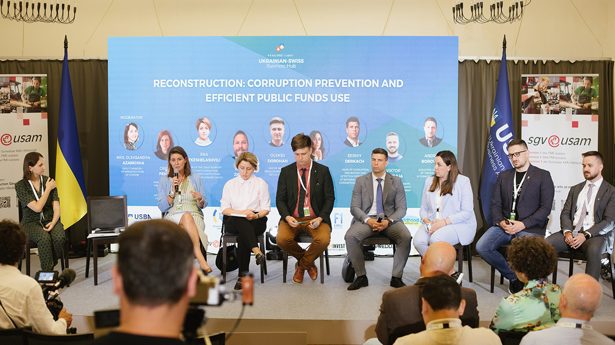 RISE Ukraine members from Transparency International Ukraine, Better Regulation Delivery Office, Basel Institute on Governance and Open Contracting Partnership were joined by the Ministry of Infrastructure in Lugano, Switzerland, for the Ukraine Recovery Conference