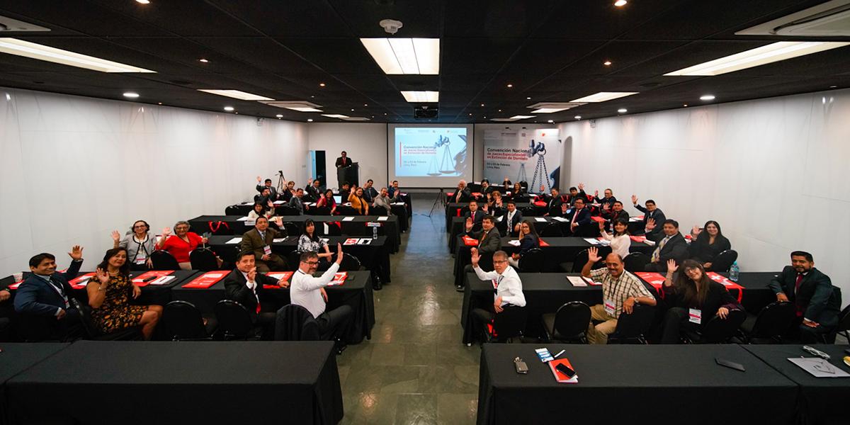 Convención de jueces en Peru