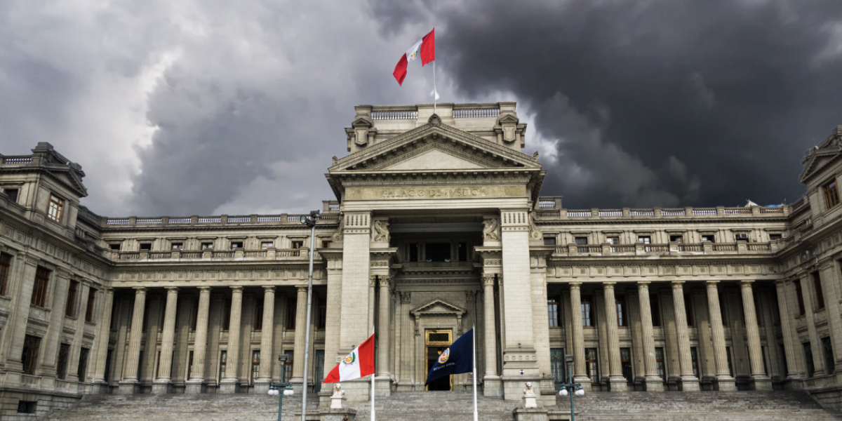 Storm clouds over the Palacio de Justicia in Lima, Peru